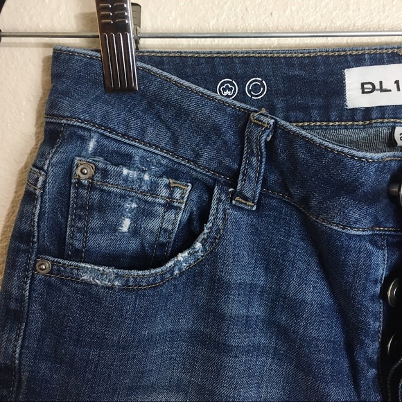 DL1961 Goldie Petite Jeans - Picture 5 of 8